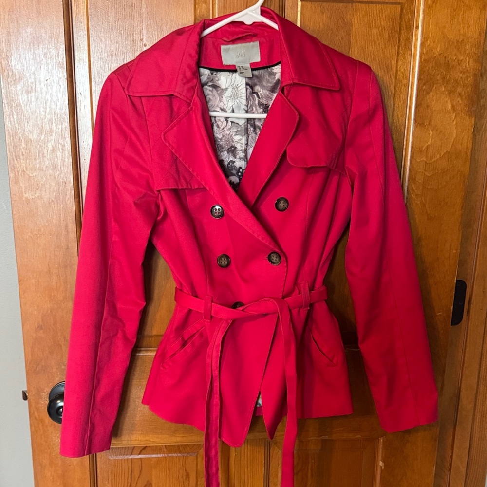Stylish Women’s Coral Double-Breasted Trench Coat with Belt
